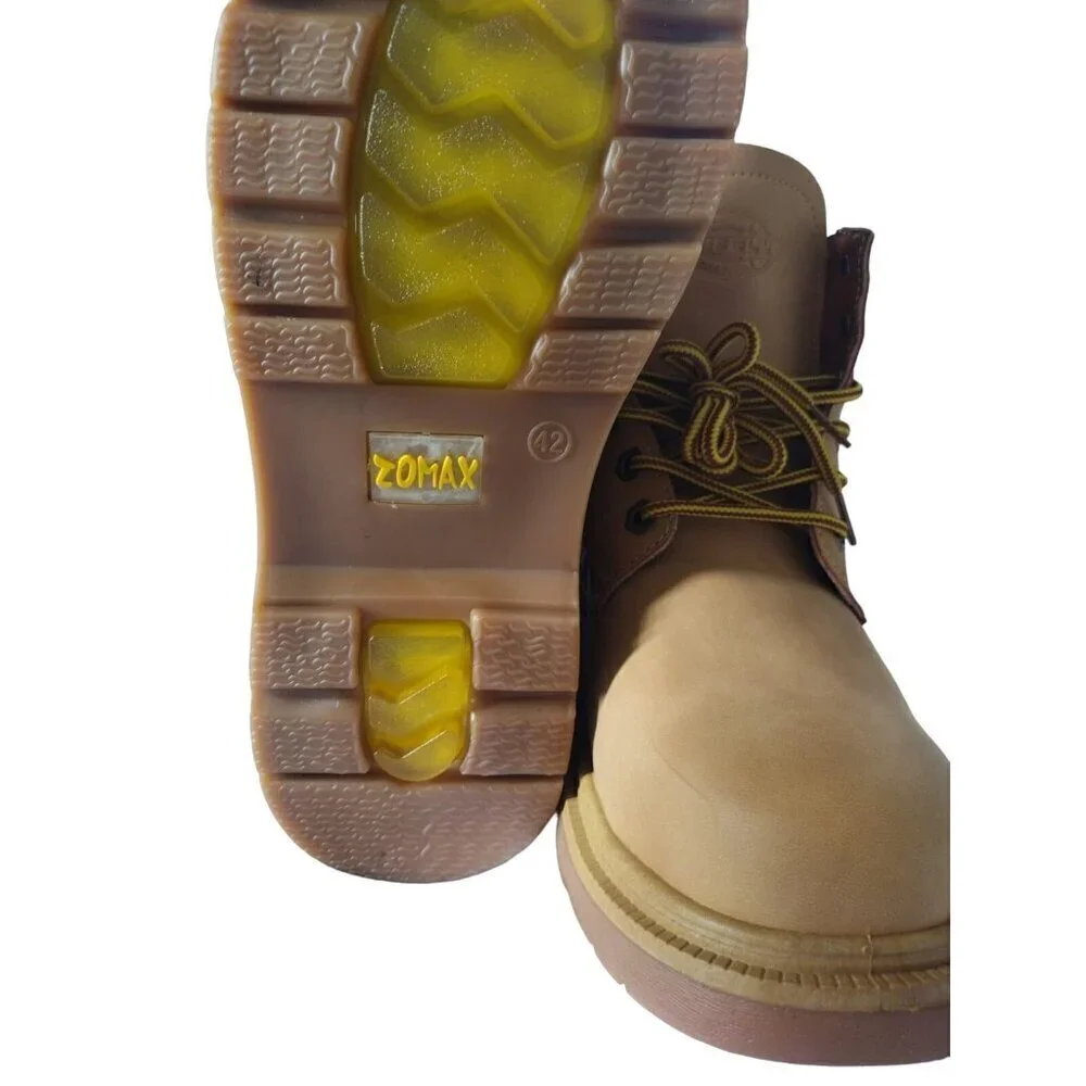 ROOPGK CAHHRRN HUGOV, Leather Work Boots, Yellow, Size 42 NWOT